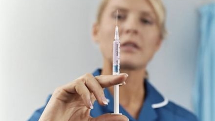 Ministerul Sănătăţii extinde campania de vaccinare împotriva virusului AH1N1 