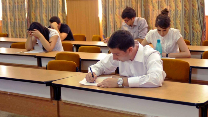 BACALAUREAT 2014. Ministrul educației, Remus Pricopie, a declarat miercuri, la UPB, că nu se pune problema de a avea sesiuni de examene blocate 