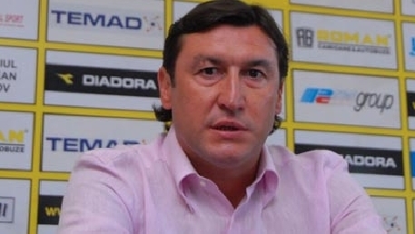 Viorel Moldovan a bifat trei înfrângeri consecutive în retur cu Braşovul
