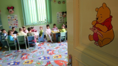 Două educatoare s-au simți jignite de cadourile de la părinți: „Atât merităm după trei luni de muncă?"