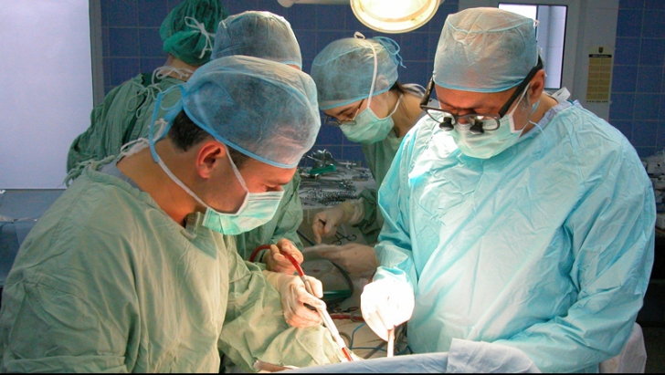 Scandal la Spitalul Colentina: Medicii care s-au plâns că nu pot opera, cercetaţi disciplinar