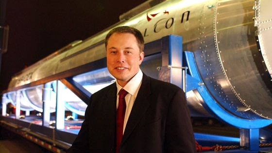 Elon Musk, patronul Tesla, se împrumută de la prieteni ca să trăiască