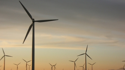 Instalația se află la mică distanță de clădire