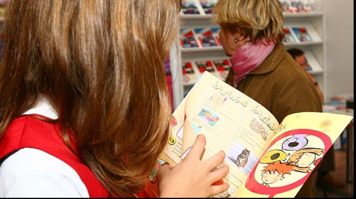 Federaţia Editorilor: S-a încercat fraudarea licitației pentru manualele școlare 