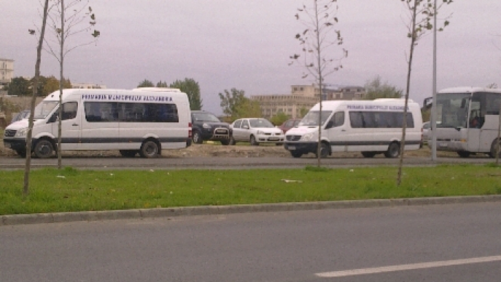 Microbuze de închiriat pentru REFERENDUM