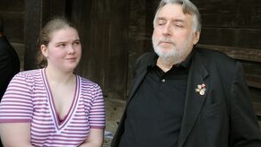 Ana Maria Păunescu, alături de tatăl său/FOTO: Agerpres