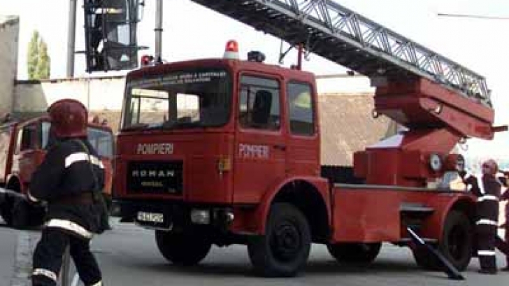 Incendiu la Liceul A.D. Xenopol din Capitală / Foto: dcnews.ro