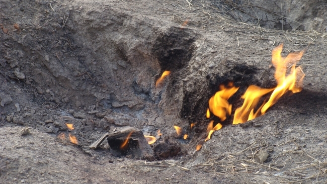 “Focul Viu”, din judetul Buzau, este putin cunoscut turistilor din tara si strainatate