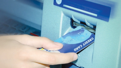 Băncile, hoţie la drumul mare