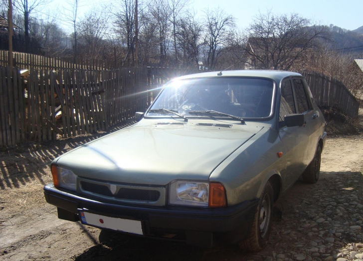 Dacia 1310 era modelul de top al anilor 1980 