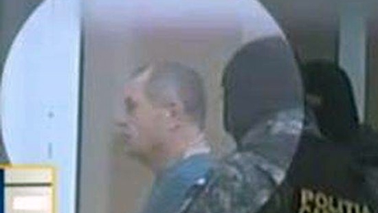Polițistul care a comis masacrul de la coaforul „Perla” cere din nou să fie eliberat