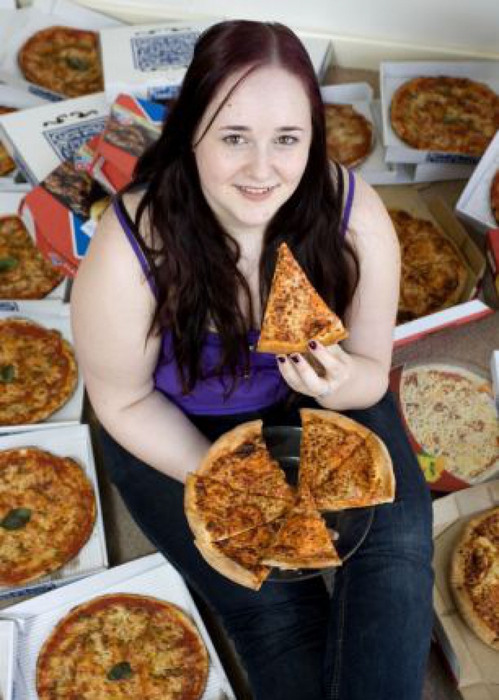 Suferă de o boală rară: A mănâncat doar pizza Margherita