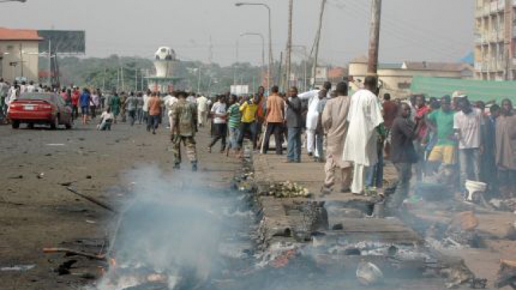 Peste 60 de femei răpite şi aproximativ 30 de persoane masacrate în Nigeria