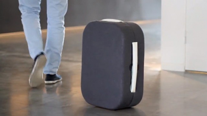 Video șocant. Incredibil cât de repede se poate sparge bagajul la aeroport fără să îți dai seama
