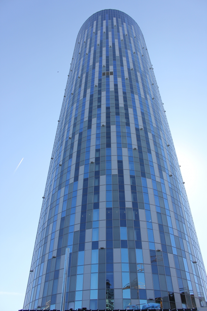 Sky Tower, cel mai înalt turn din Bucureşti