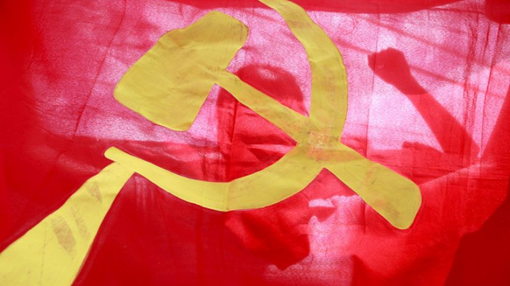 Unul din cinci tineri preferă dictatura în locul democrației și un lider puternic care să nu fie desemnat prin alegeri