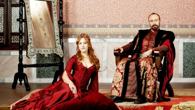 SULEYMAN MAGNIFICUL. Fanii protestează pentru a reveni actriţa Meryem Uzerli