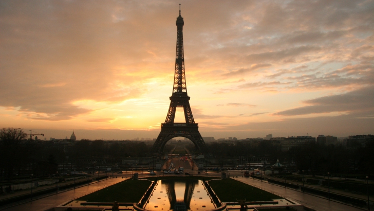 Turnul Eiffel împlinește 125 de ani