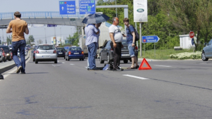 Trafic deviat pe DN1, la ieșirea din București, din cauza unui accident GRAV