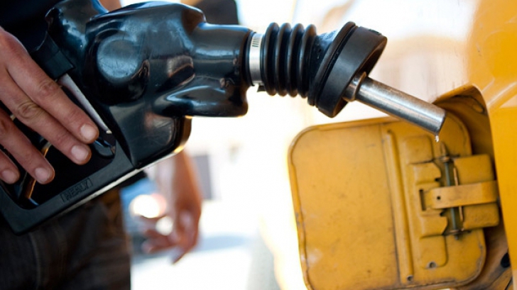 PNL nu mai susţine acciza la carburanţi. Liberalii vor cere FMI o nouă amânare