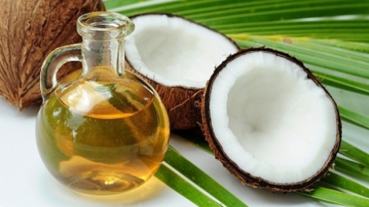 Şase motive pentru care uleiul de cocos este un miracol al naturii