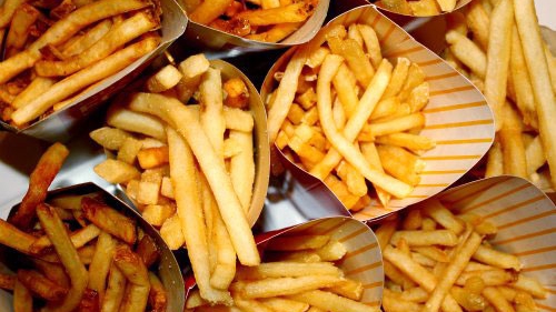 Cât de des este în regulă să mănânci fast-food fără să îți afecteze sănătatea
