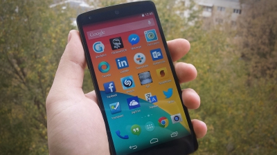REVIEW Google Nexus 5, cel mai recent smartphone produs de Google