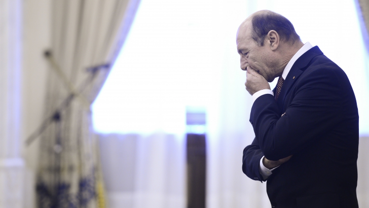 Preşedintele Traian Băsescu: Suntem cu un picior în prăpastie