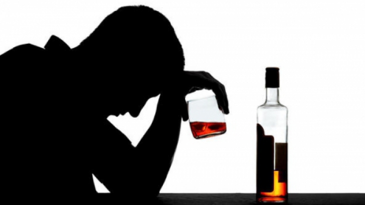 TRAGEDIE. 16 persoane au murit, după ce au băut alcool contrafăcut de Revelion