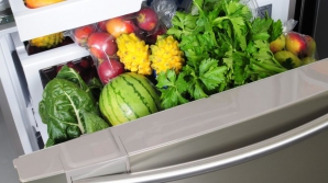 Alimentele rezistă în congelator mai mult timp decât ne imaginăm. Ce nu se strică Alimentele rezistă în congelator mai mult timp decât ne imaginăm. Ce nu se strică