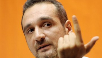 Consilieri-cheie ai lui TRAIAN BĂSESCU, eliberaţi din funcţie