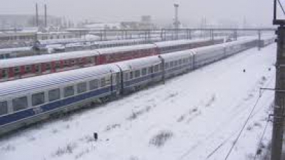 CFR Călători: Două linii &icirc;nchise, peste 60 de trenuri anulate şi &icirc;nt&acirc;rzieri de p&acirc;nă la 10 ore