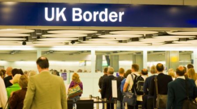 Rom&acirc;nii şi bulgarii, plătitori de taxe