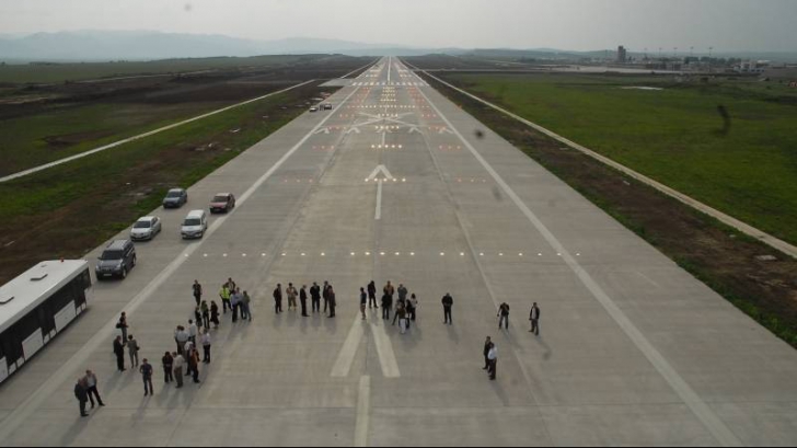 Toate cursele aeriene de pe Aeroportul din Sibiu, perturbate din cauza ceţii