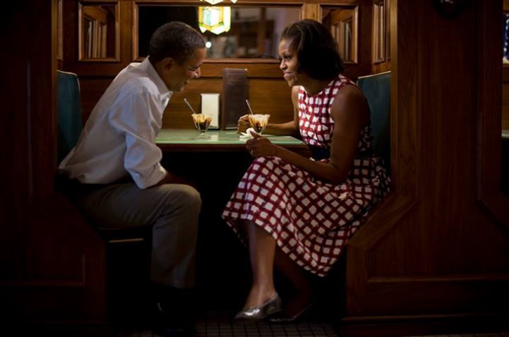 MICHELLE OBAMA. FOTOGRAFIA SUPERBĂ postată de Obama pe Facebook de ziua soţiei sale