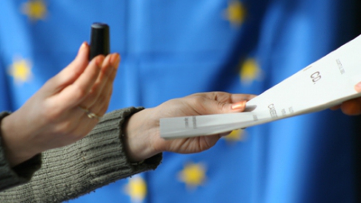 PSD vrea referendum pe Constituție o singură zi, simultan cu euroalegerile