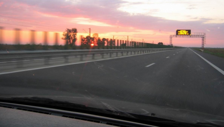 Şofer surprins pe Autostrada Soarelui cu 223 DE KILOMETRI LA ORĂ