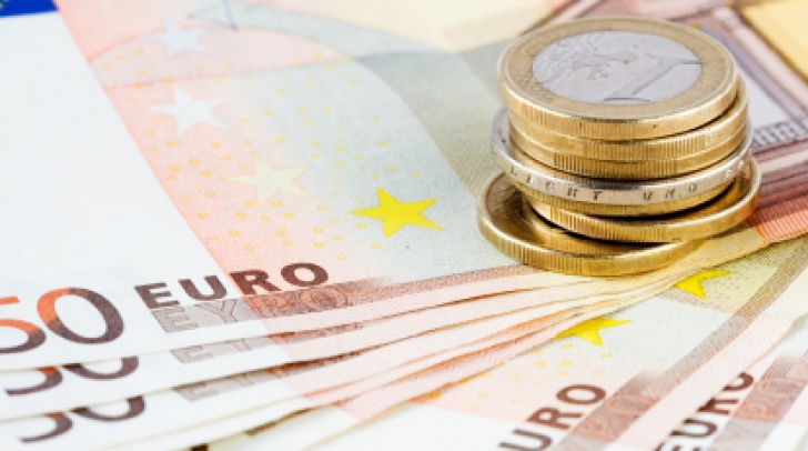Vestea din zona EURO care îi alarmează pe economişti