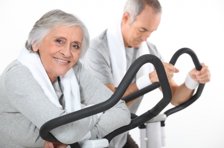 Ce exerciţii poţi face pentru a preveni efectele îmbătrânirii