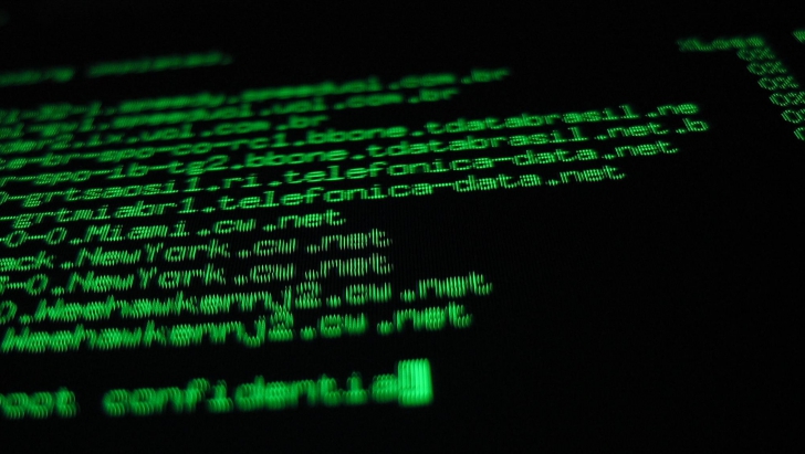 Calculatoarele multor români, transformate în mașini de făcut bani pentru hackeri