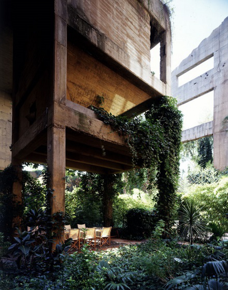 Casă de vis dintr-o clădire horror: opera arhitectului Ricardo Bofill