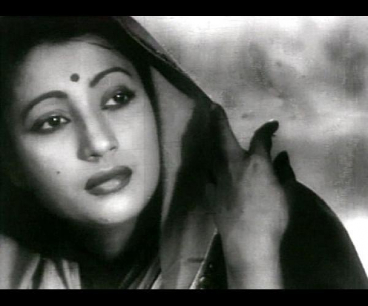 SUCHITRA SEN A MURIT. Actriţa indiană a murit în Calcutta, la 82 de ani