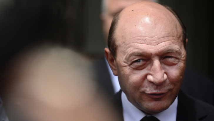 Băsescu, la Berlin: Avem încă probleme cu selectarea oamenilor politici care ajung în Parlament
