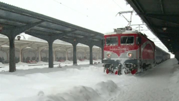 CFR Călători: Trei linii închise şi peste 100 de trenuri anulate