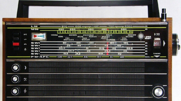 IICCMER a primit 125 de înregistrări ale emisiunilor de la Radio Europa Liberă din decembrie 1989
