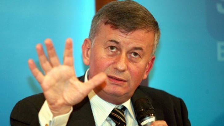 VICTOR PONTA a semnat decizia de eliberare din funcţie a lui Marian Tutilescu
