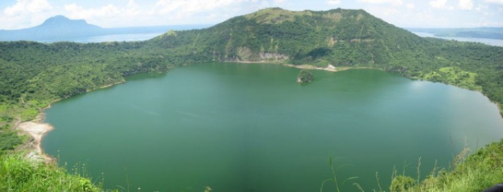 Matrioşka geografică: Insula de pe lac de pe insulă de pe lac..