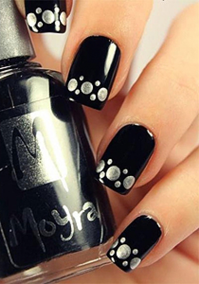 Modele de unghii cu buline