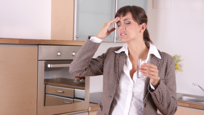 5 greşeli care &icirc;nt&acirc;rzie vindecarea unei răceli