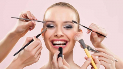 8 trucuri de machiaj care camuflează defectele